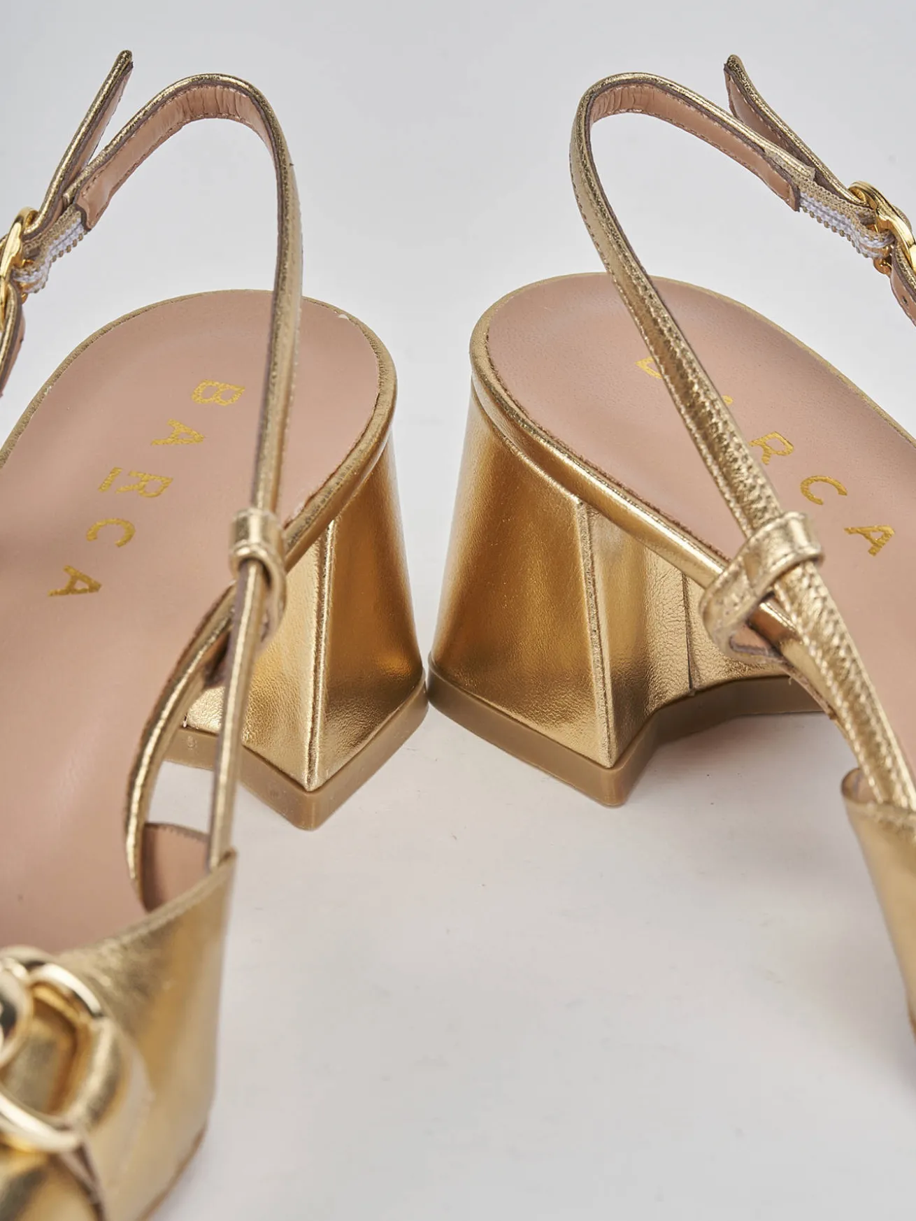 Slingback tacco 6cm laminato oro