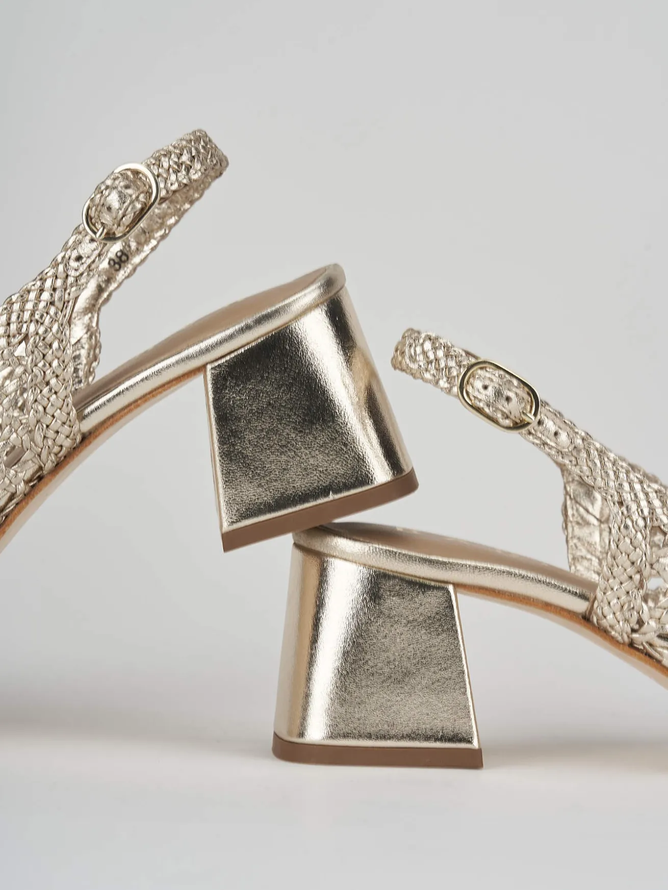 Slingback tacco 5cm pelle oro