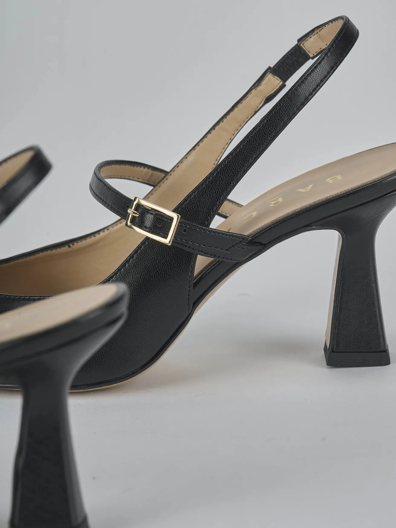 Slingback tacco 7cm pelle nero