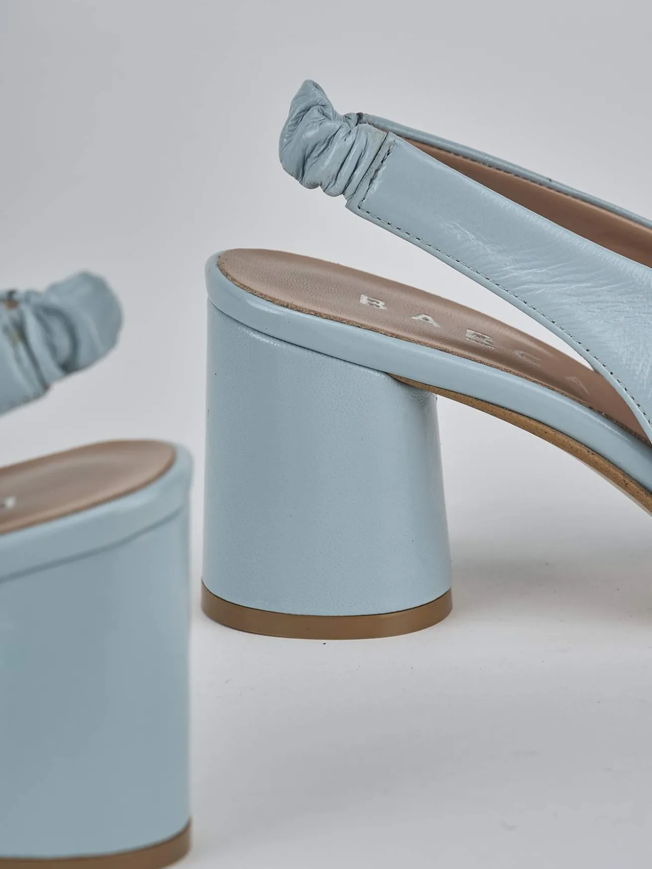 Slingback tacco 8cm pelle azzurro