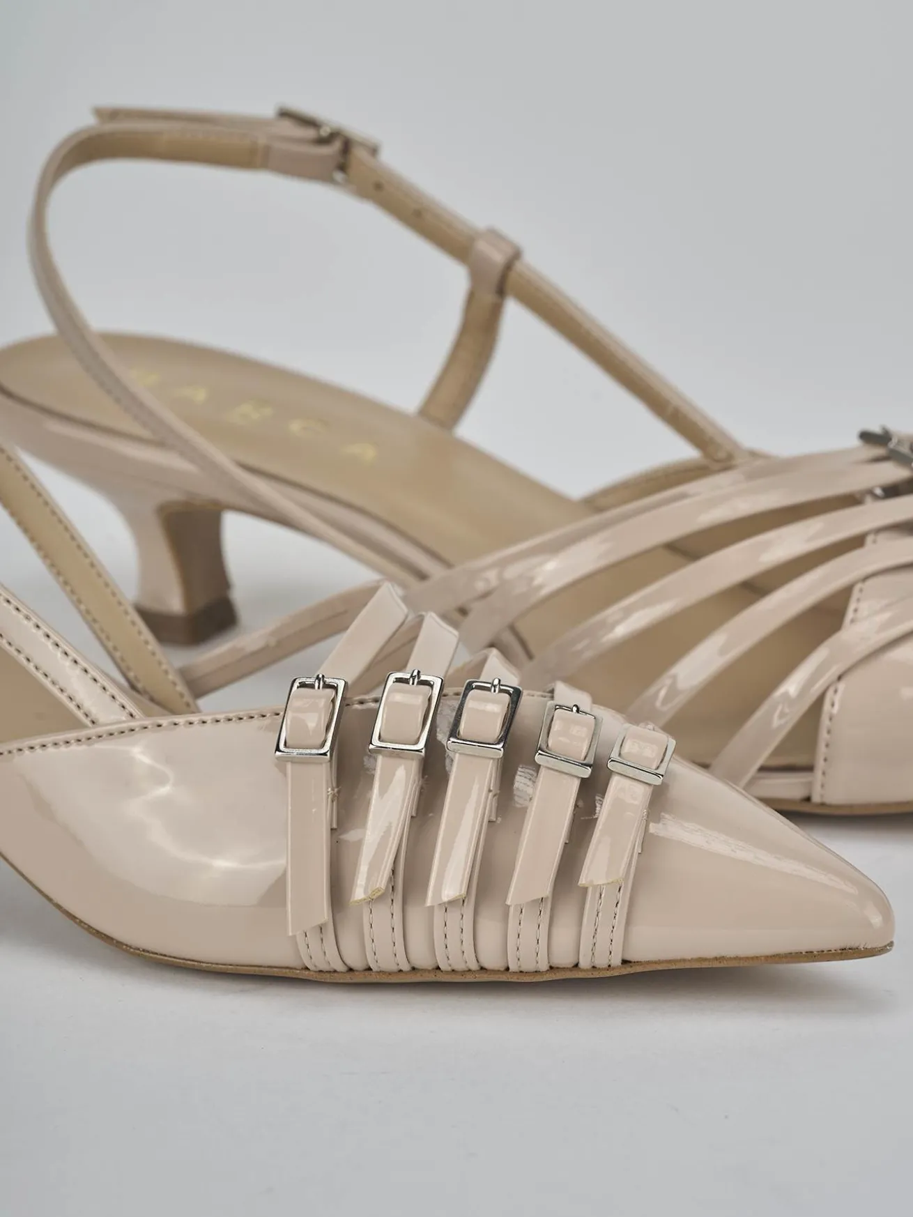 Slingback tacco 4cm vernice beige