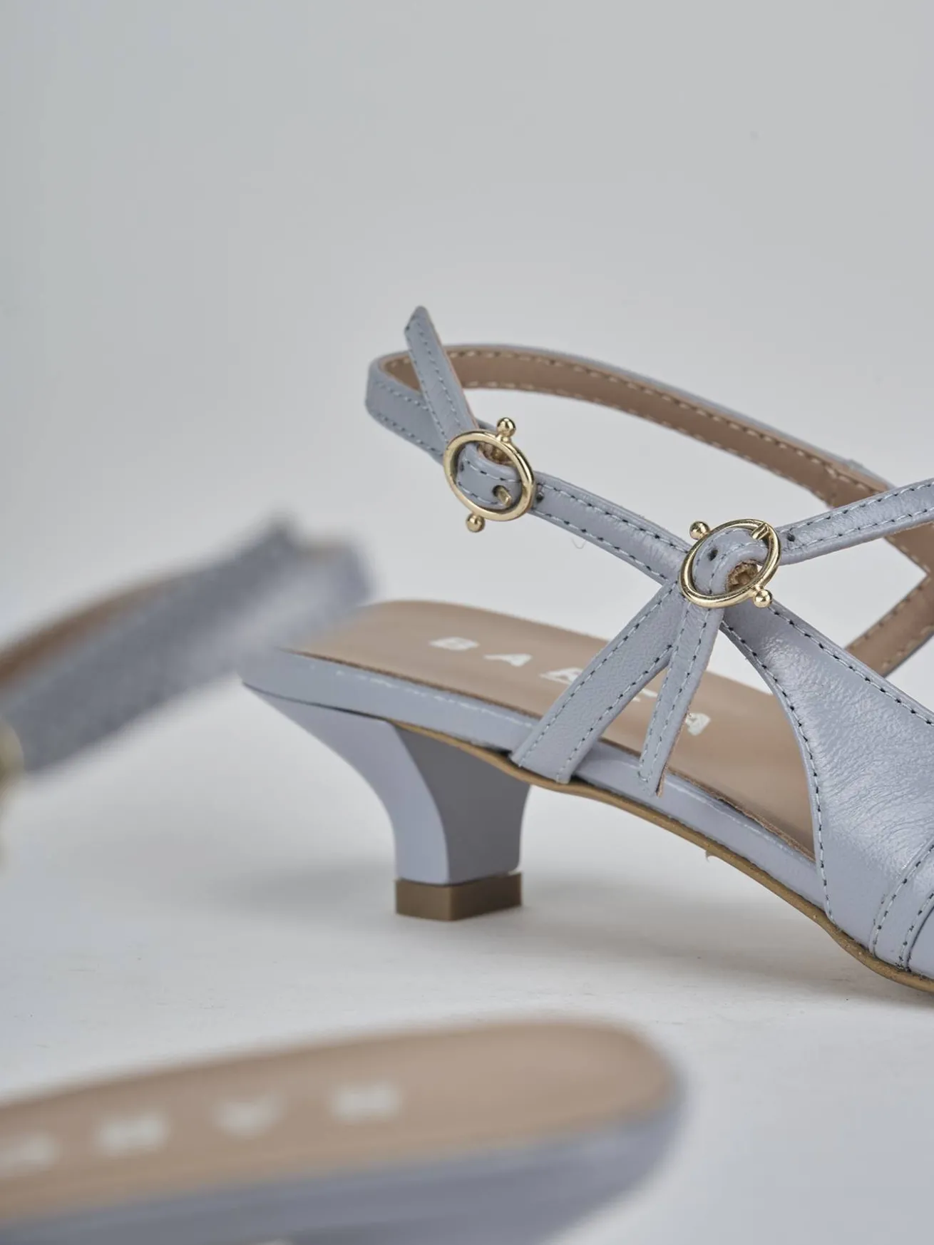 Slingback tacco 3cm vernice azzurro