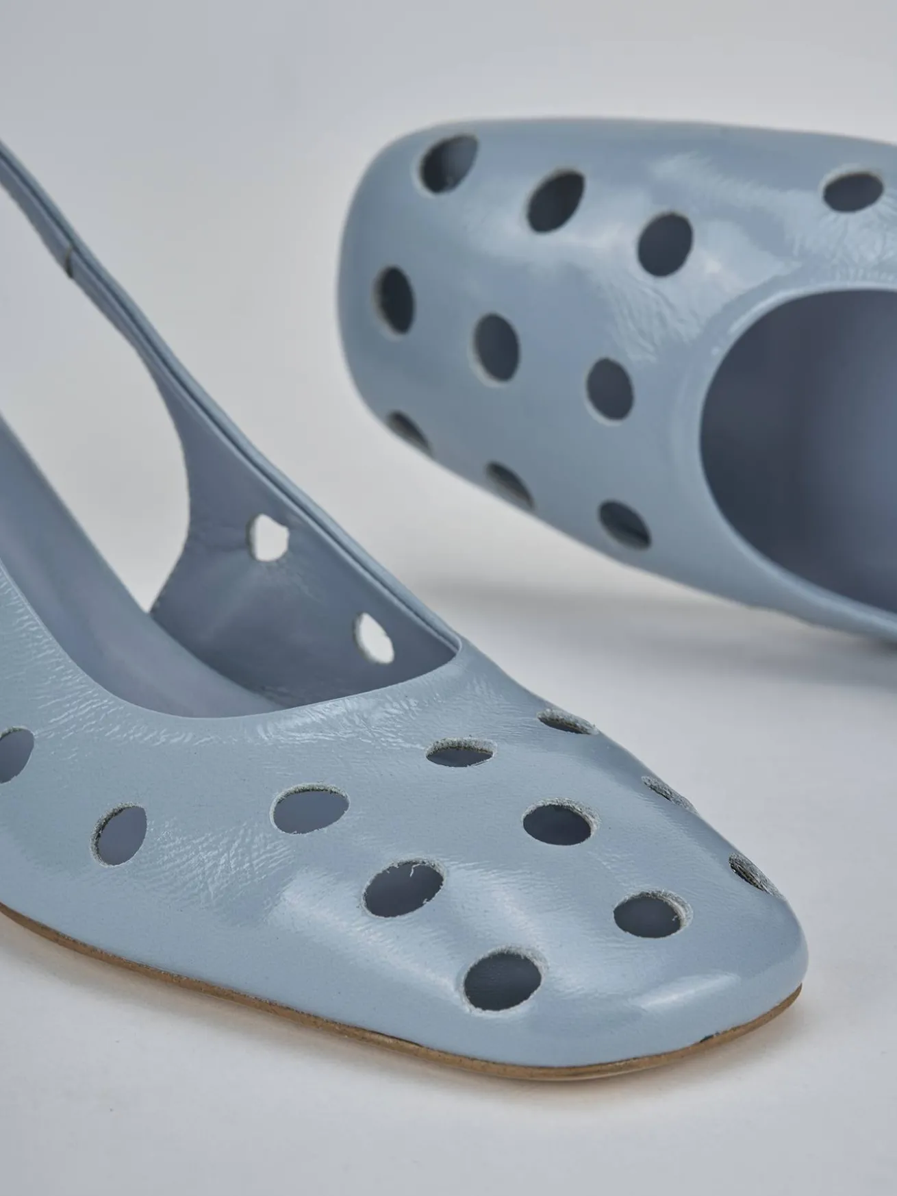 Slingback tacco 5cm vernice azzurro