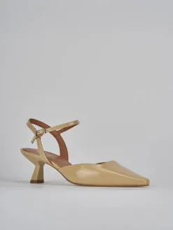 Slingback tacco 5cm vernice marrone