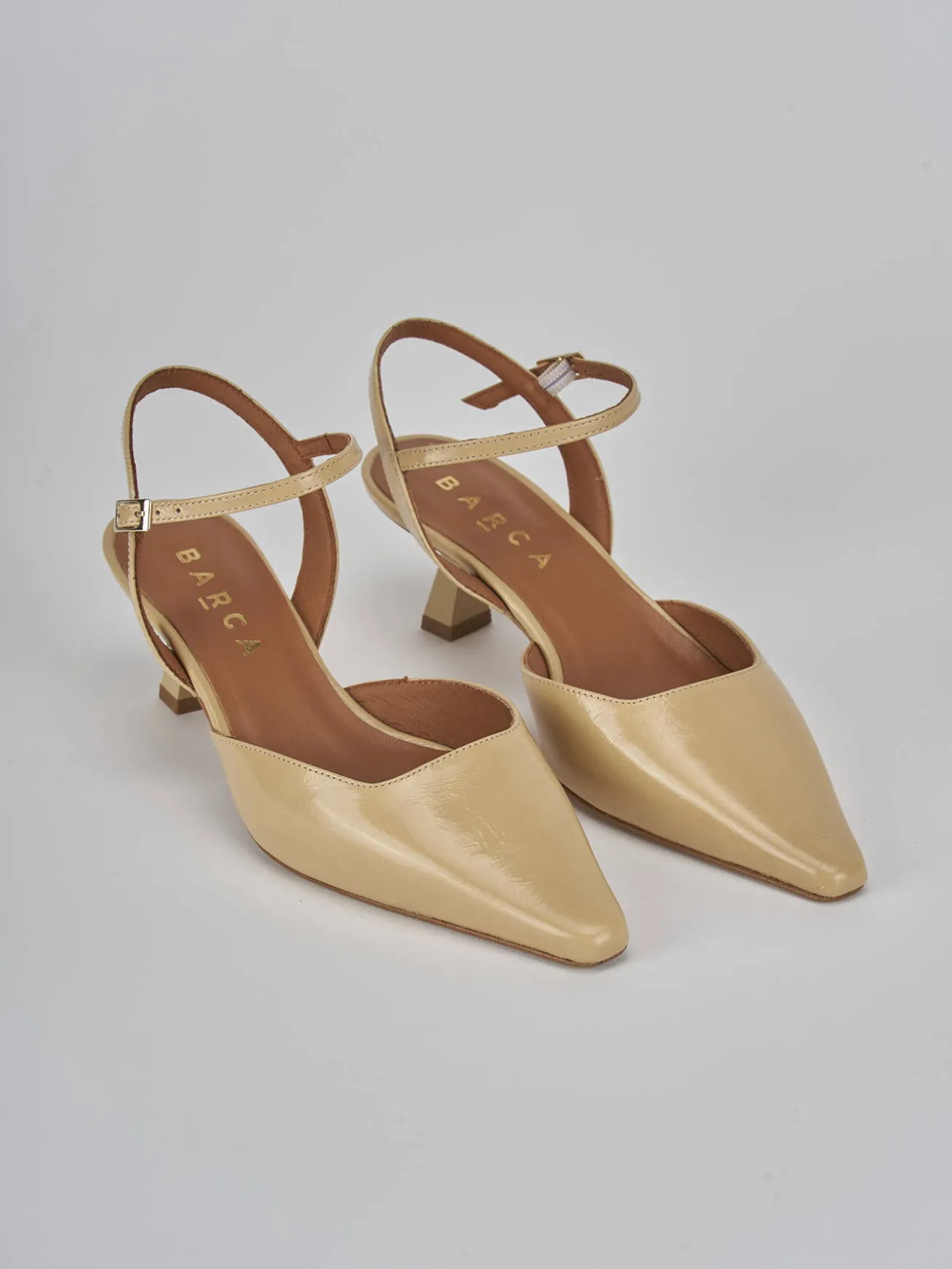 Slingback tacco 5cm vernice marrone