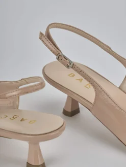 Slingback tacco 5cm vernice marrone