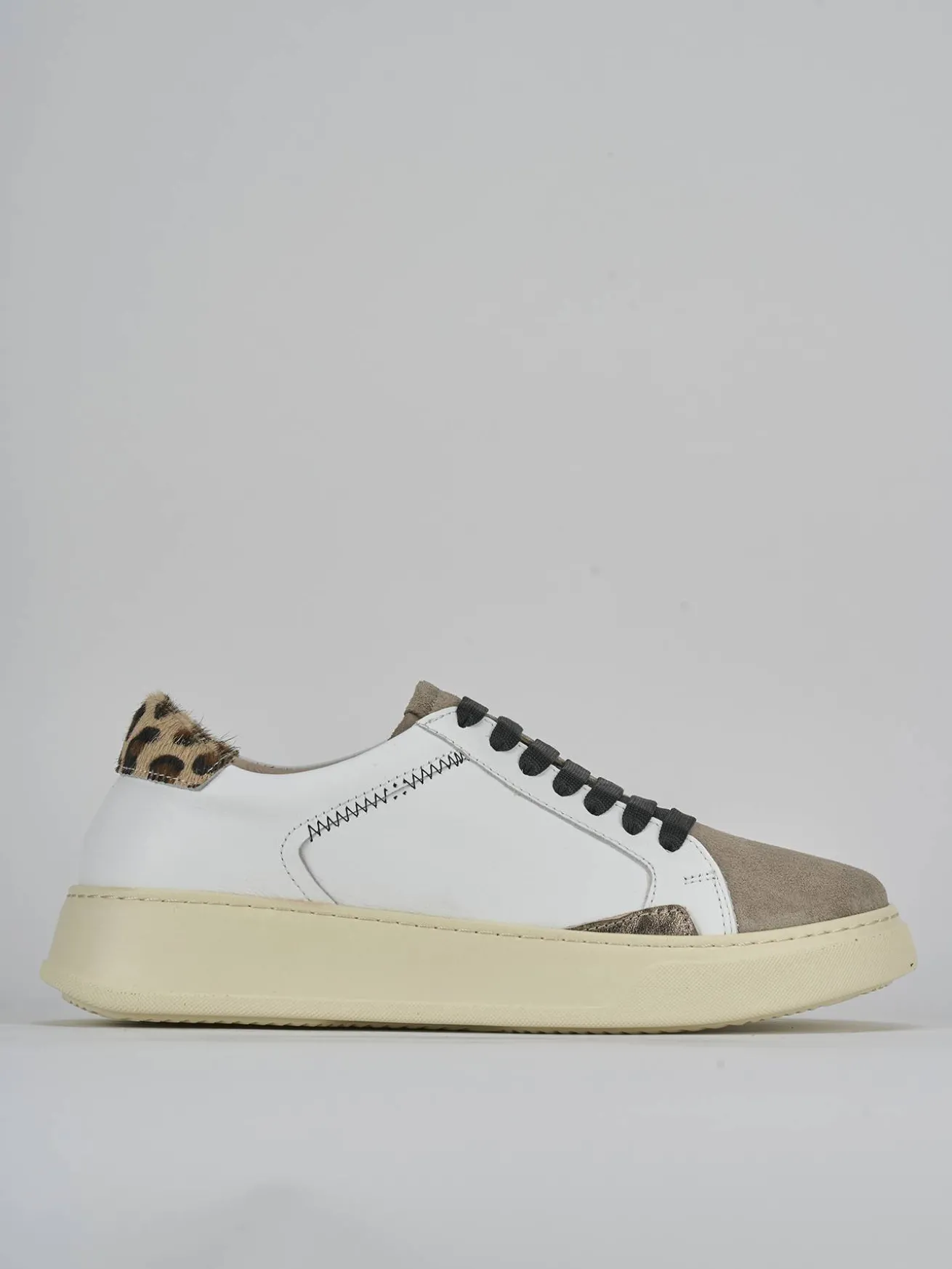 Sneakers camoscio beige