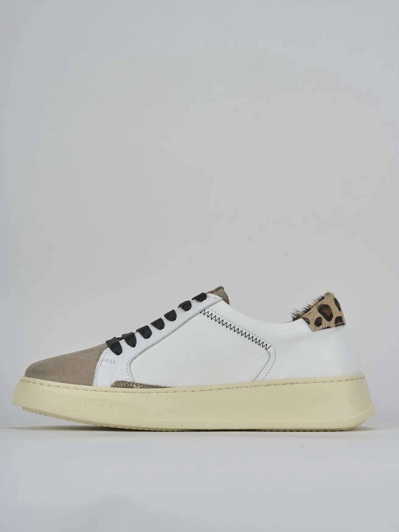 Sneakers camoscio beige