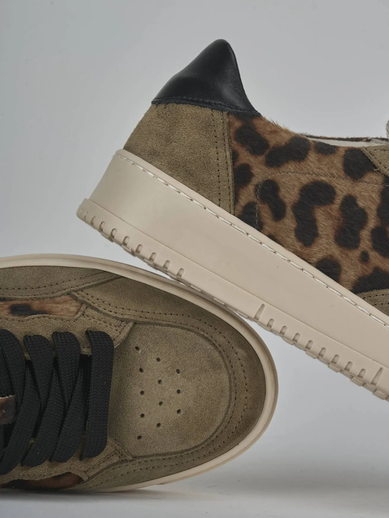 Sneakers camoscio beige