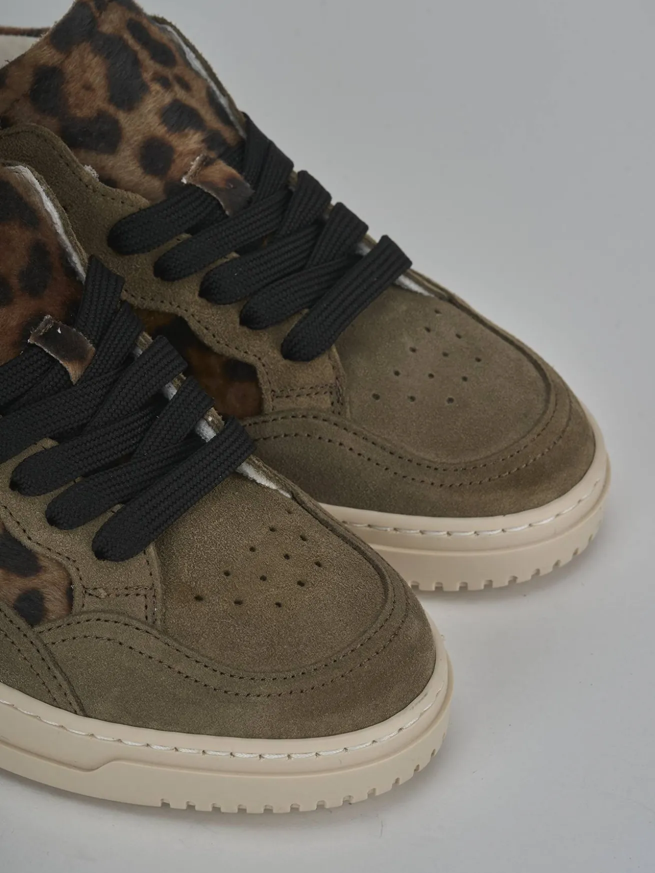 Sneakers camoscio beige