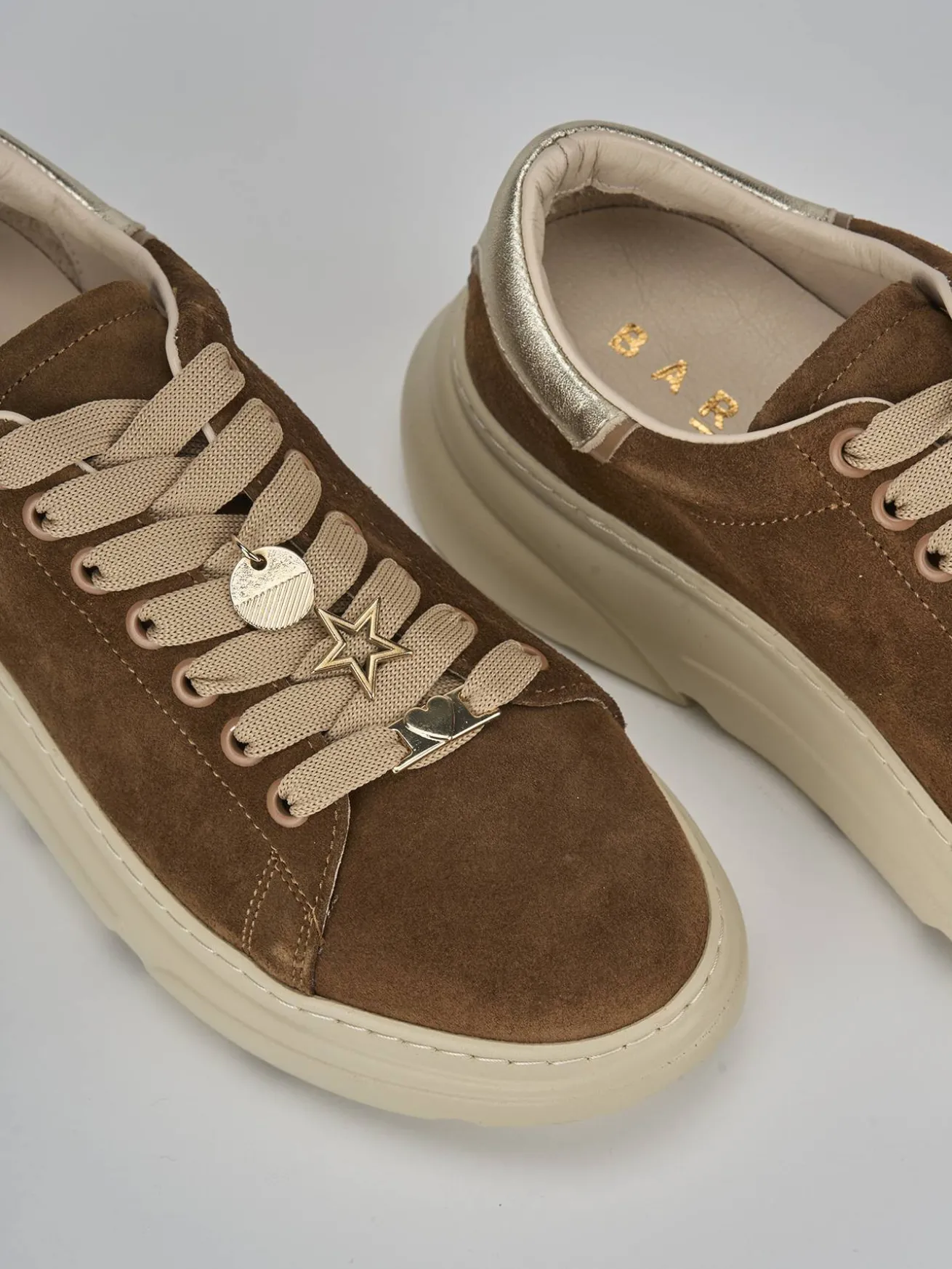 Sneakers camoscio marrone