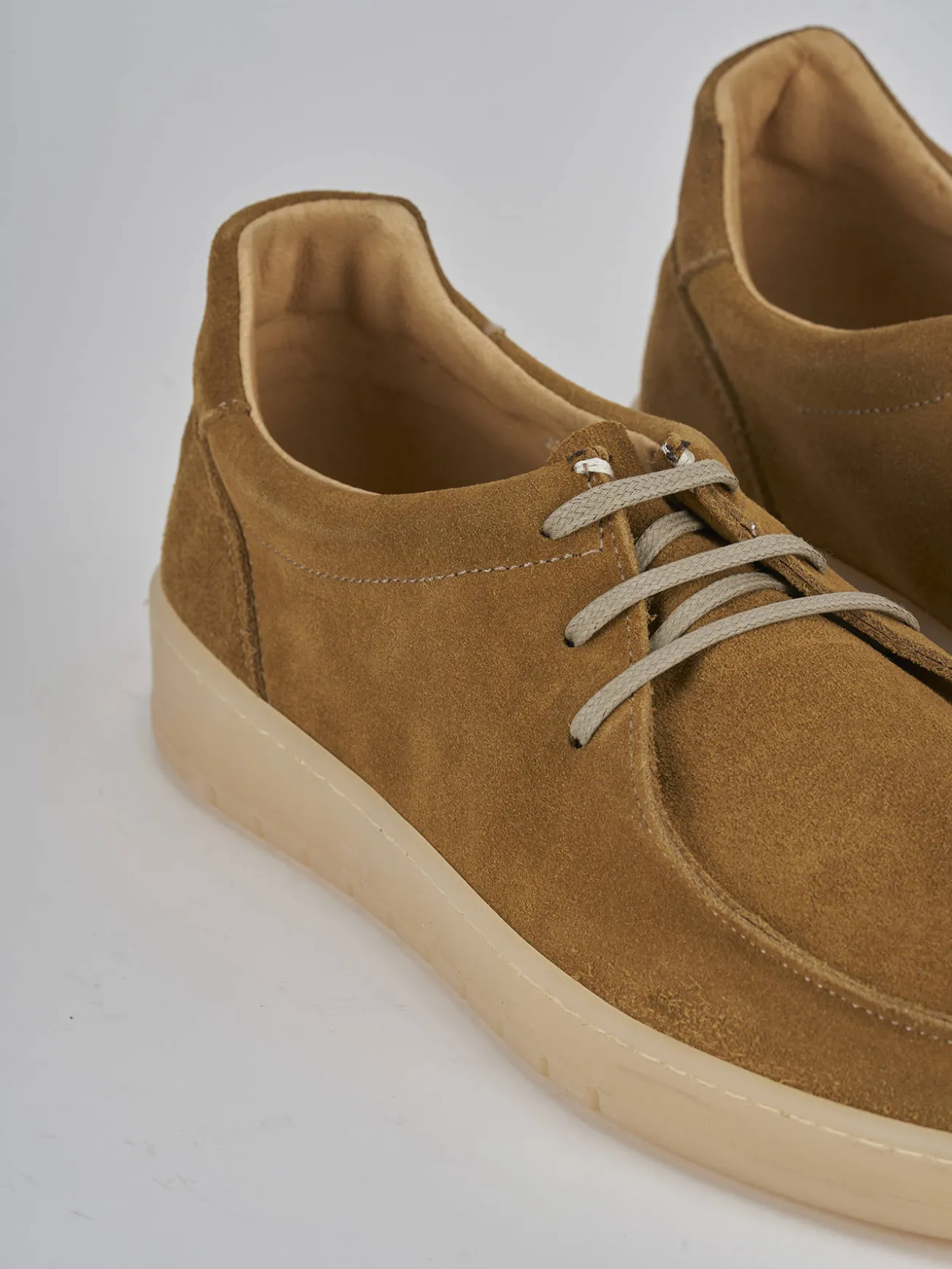 Sneakers camoscio marrone