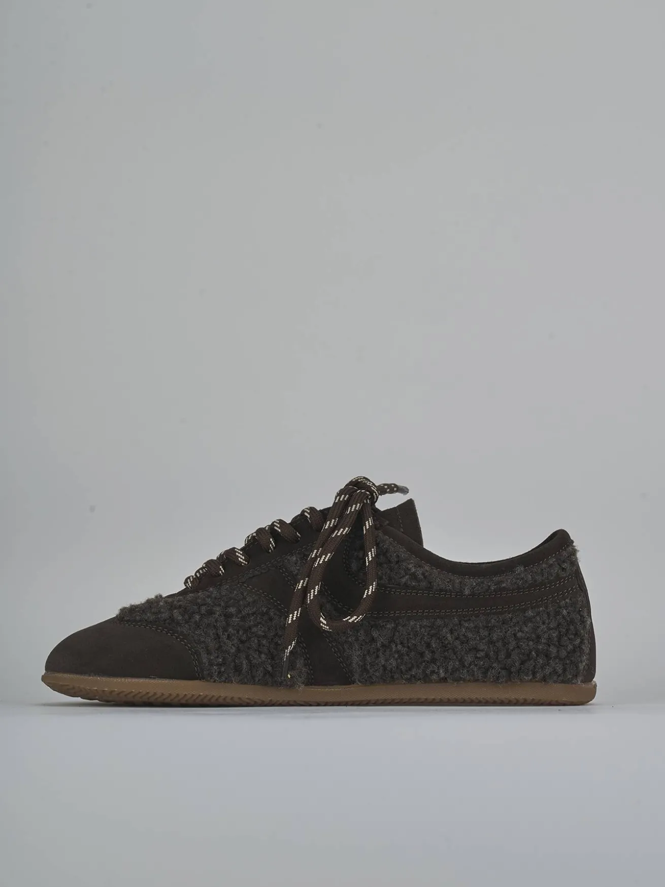 Sneakers camoscio testa