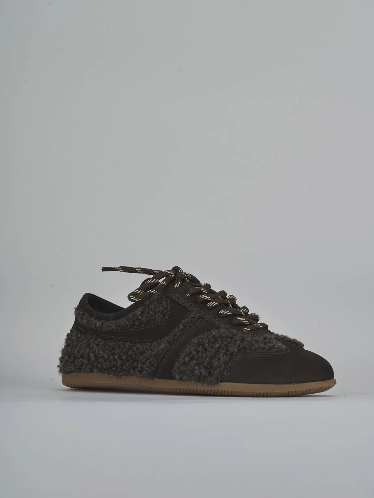 Sneakers camoscio testa