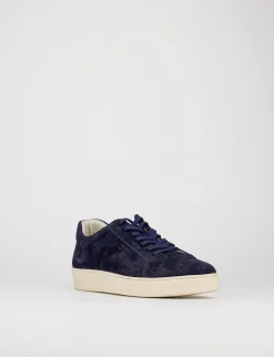 sneakers fondo gomma e soletto interno in vera pelle. tomaia in morbida pelle blu