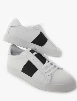 sneakers fondo in gomma e soletto interno in vera pelle. Tomaia in morbidissima pelle nappata bianco