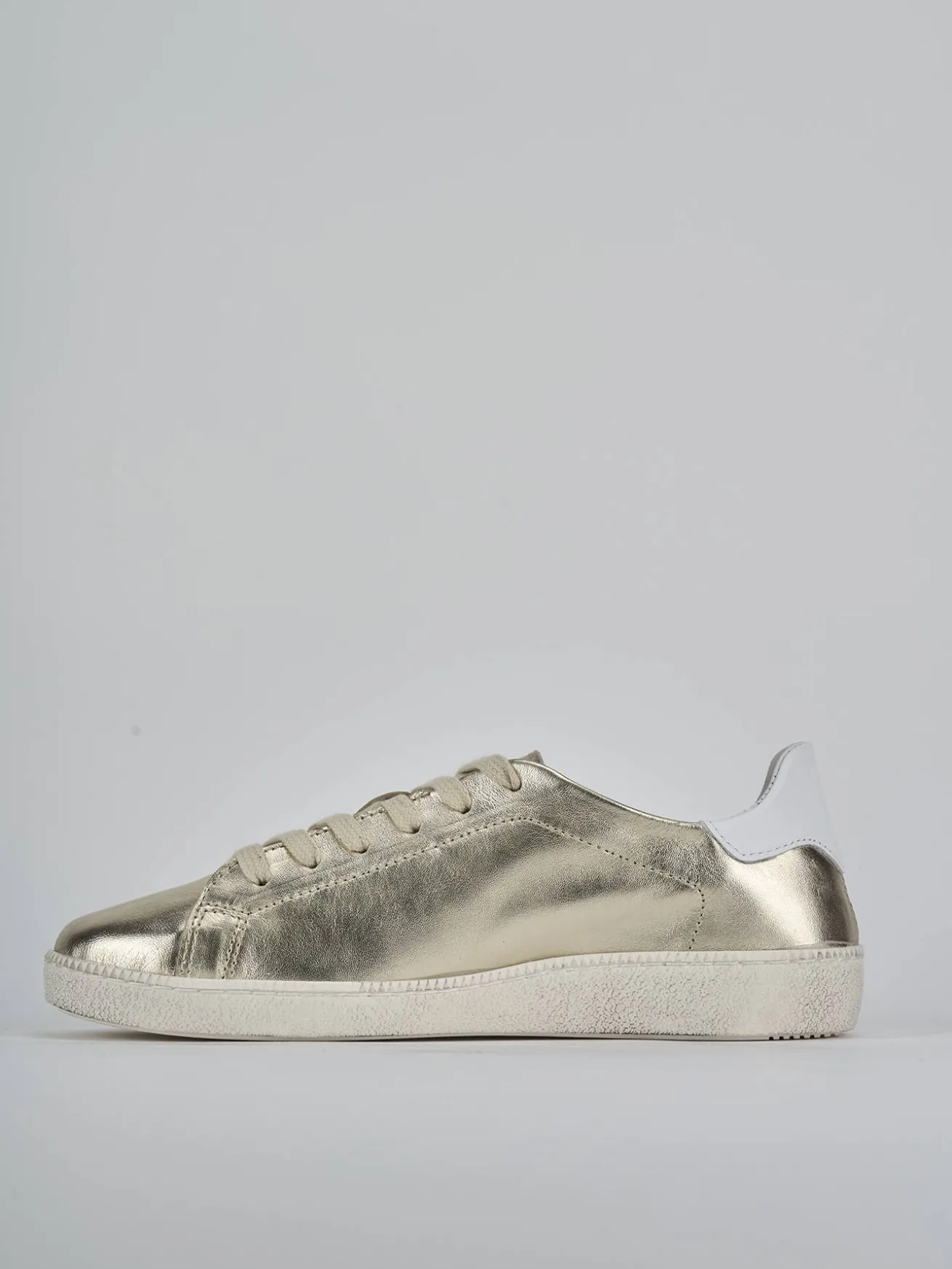 Sneakers laminato oro