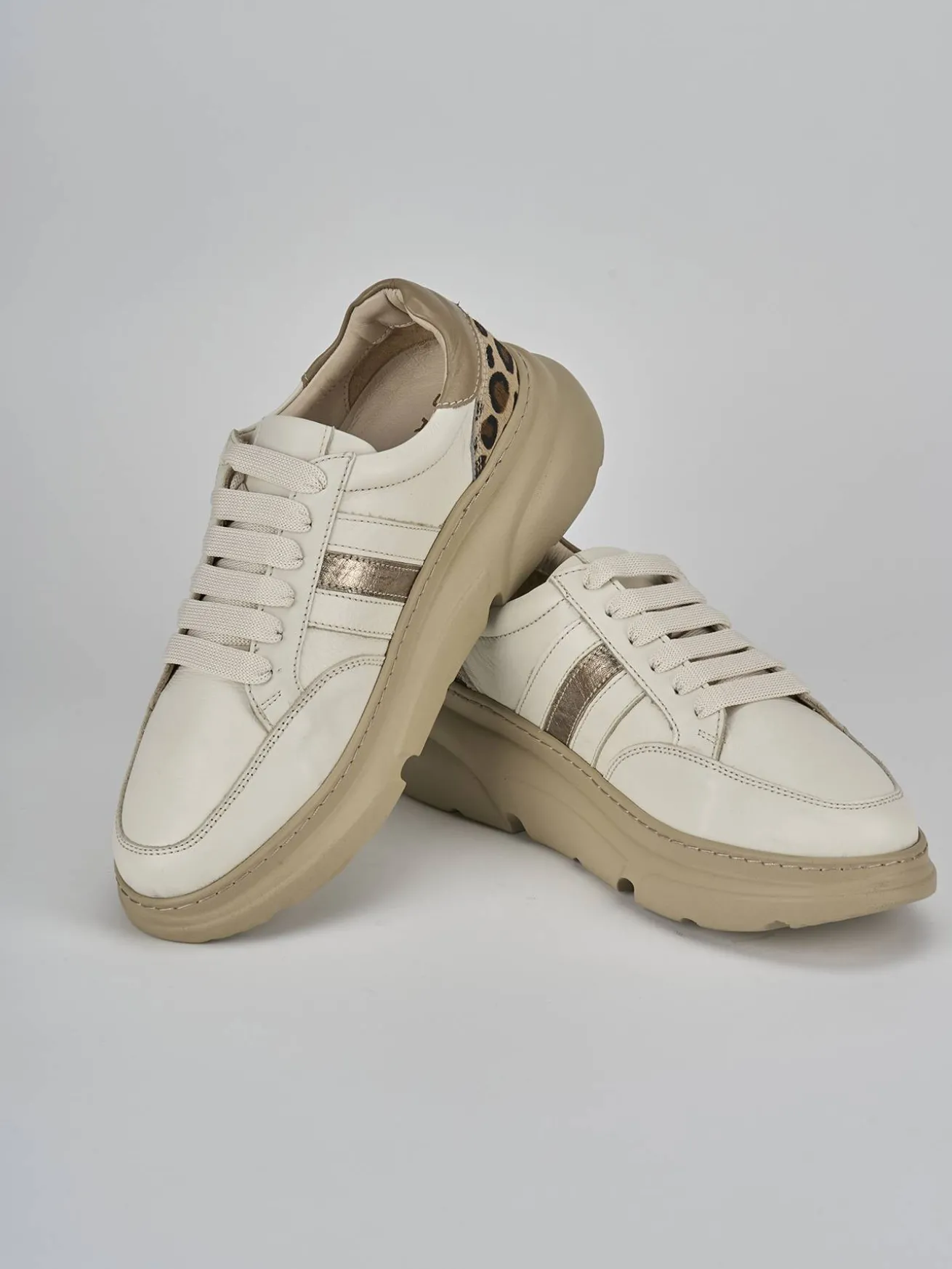 Sneakers pelle beige