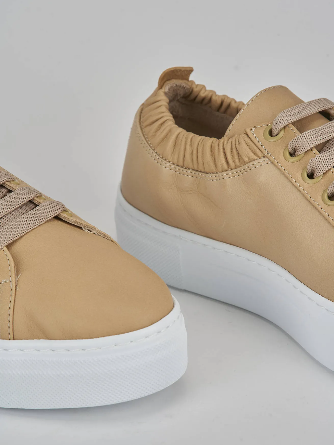 Sneakers pelle beige