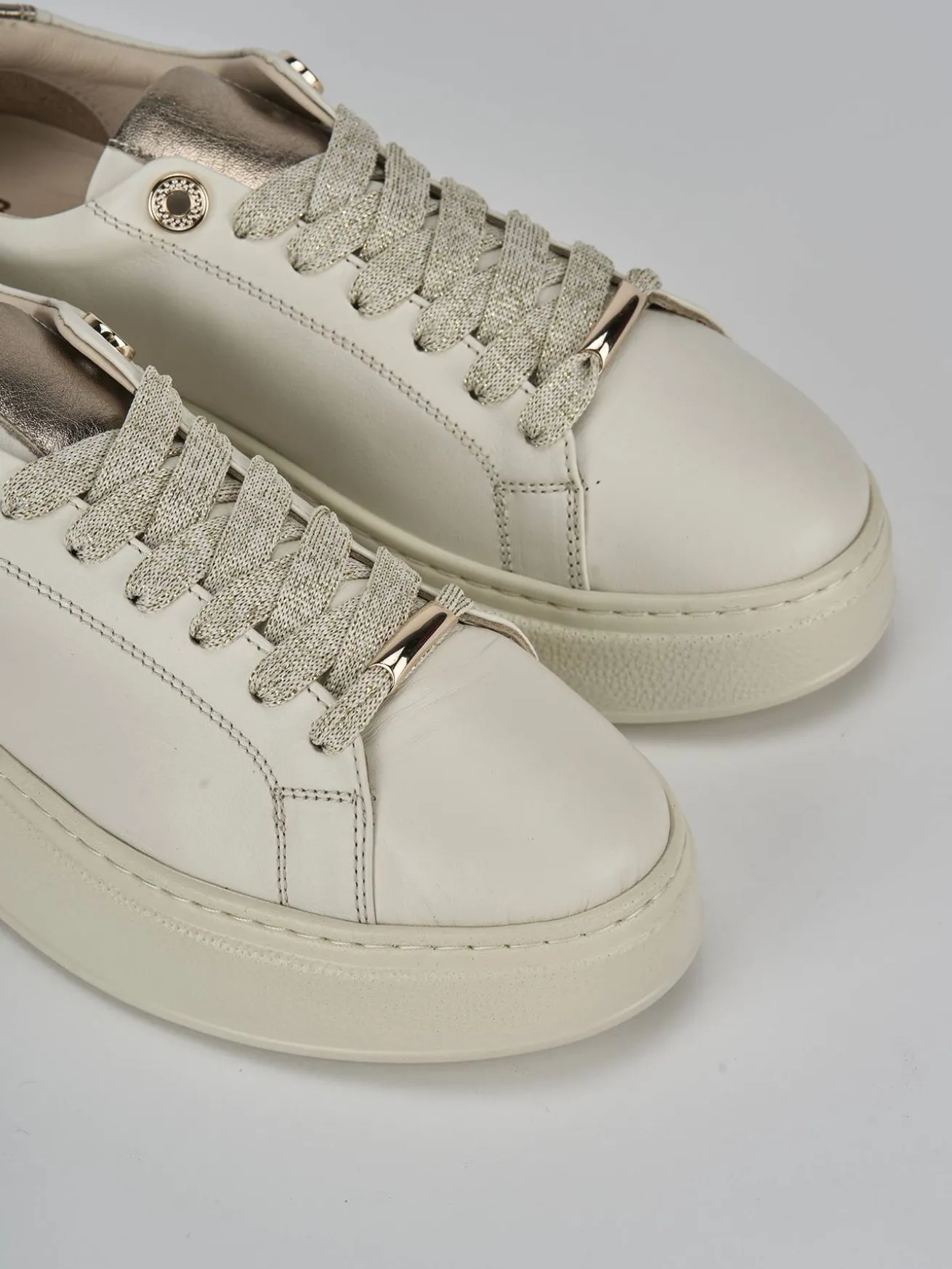 Sneakers pelle beige