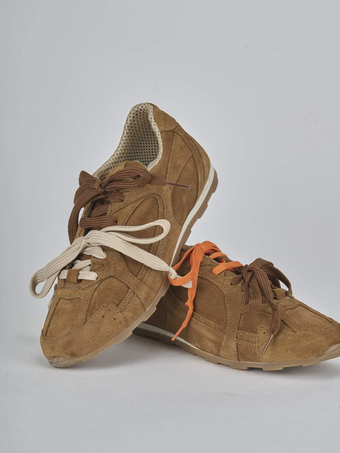 Sneakers tacco 1cm camoscio marrone