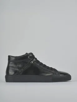 Sneakers tacco 1cm pelle nero