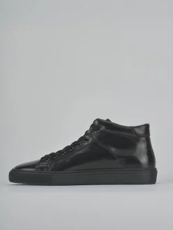 Sneakers tacco 1cm pelle nero