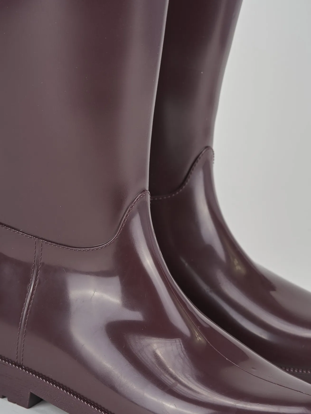 Stivale tacco 2 cm bordo' gomma