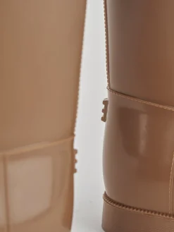 Stivale tacco 2 cm marrone gomma