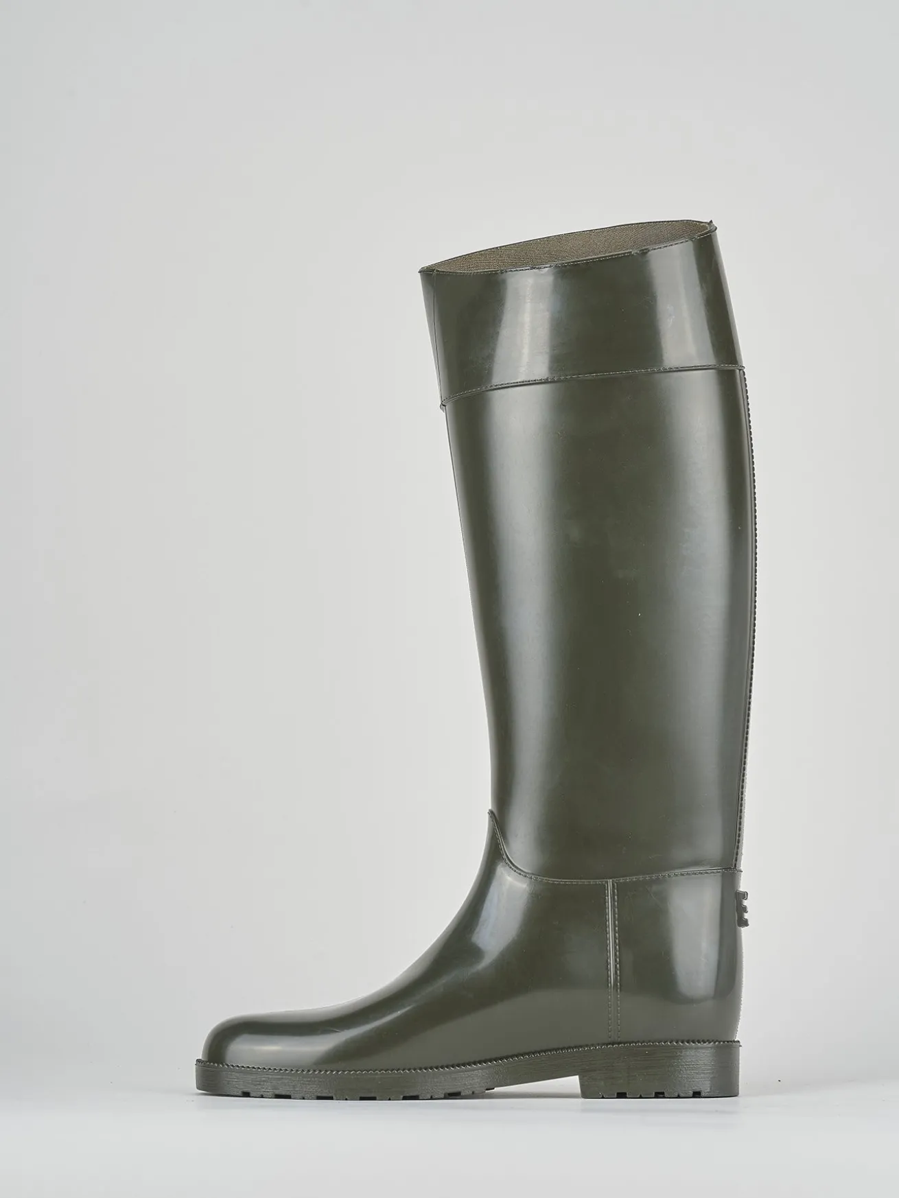 Stivale tacco 2 cm verde gomma