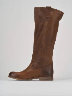 Stivale tacco 1 cm marrone pelle