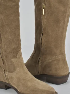 Stivale tacco 3 cm marrone camoscio