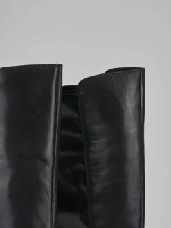 Stivale tacco 2 cm nero pelle