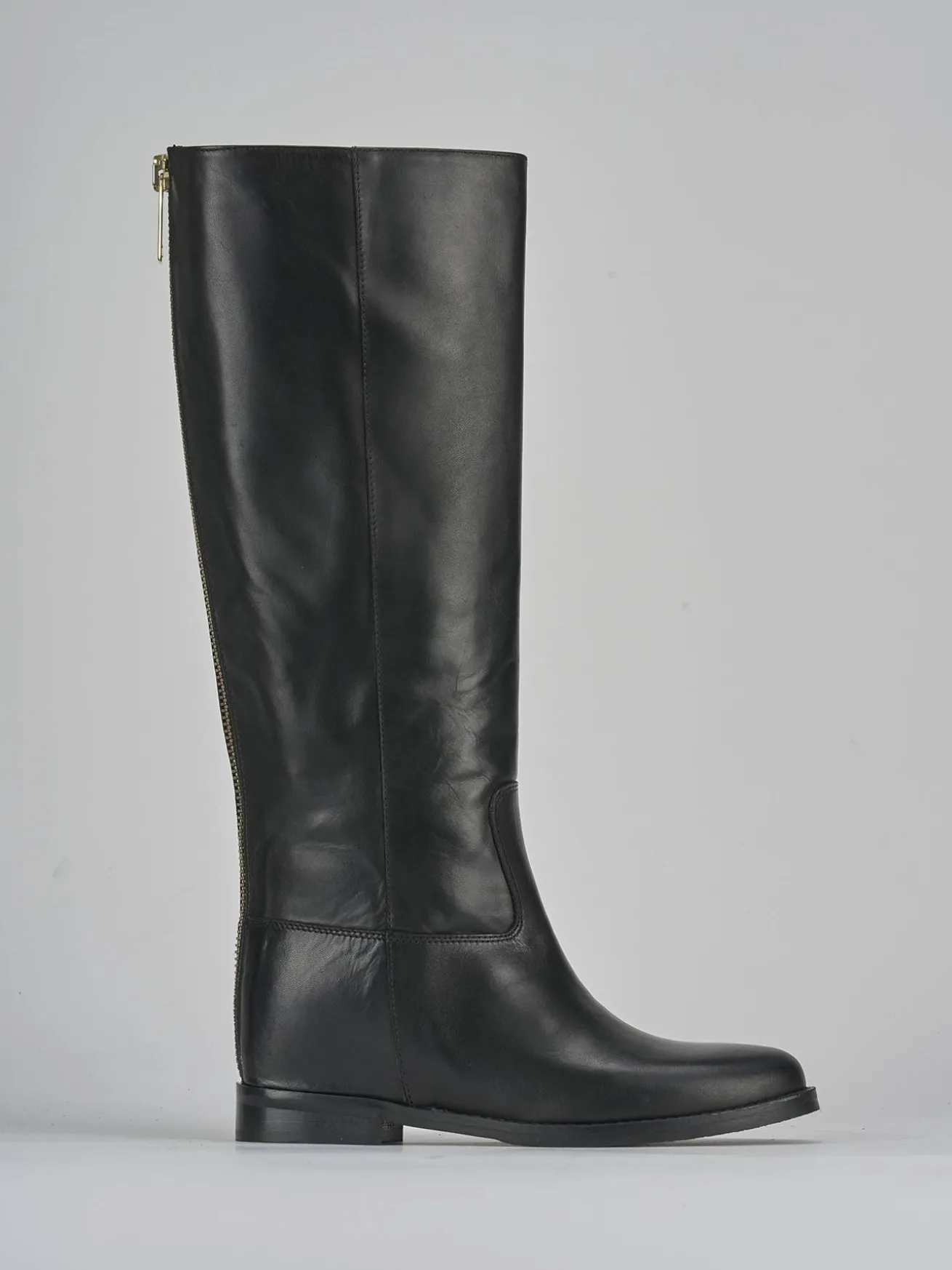 Stivale tacco 2 cm nero pelle