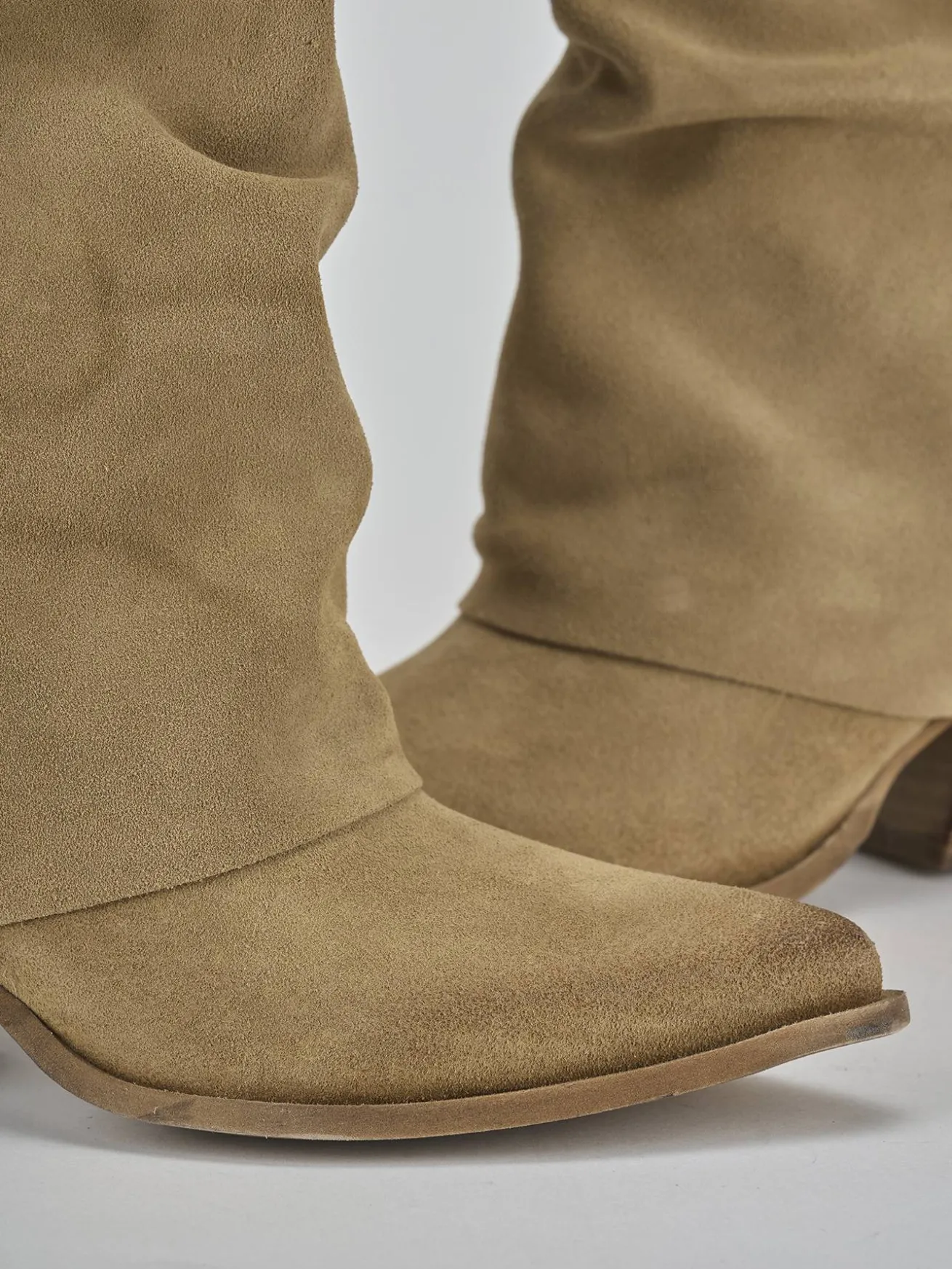 Stivale texano tacco 7 cm marrone camoscio