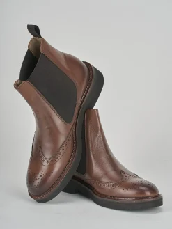 Stivale tronchetto tacco 2 cm marrone pelle