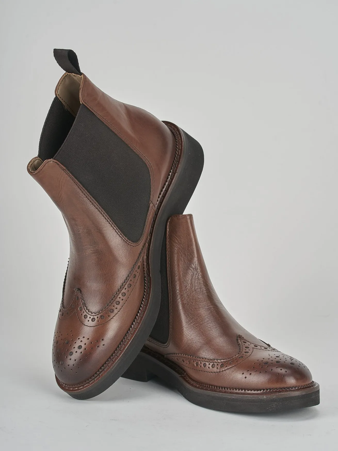 Stivale tronchetto tacco 2 cm marrone pelle