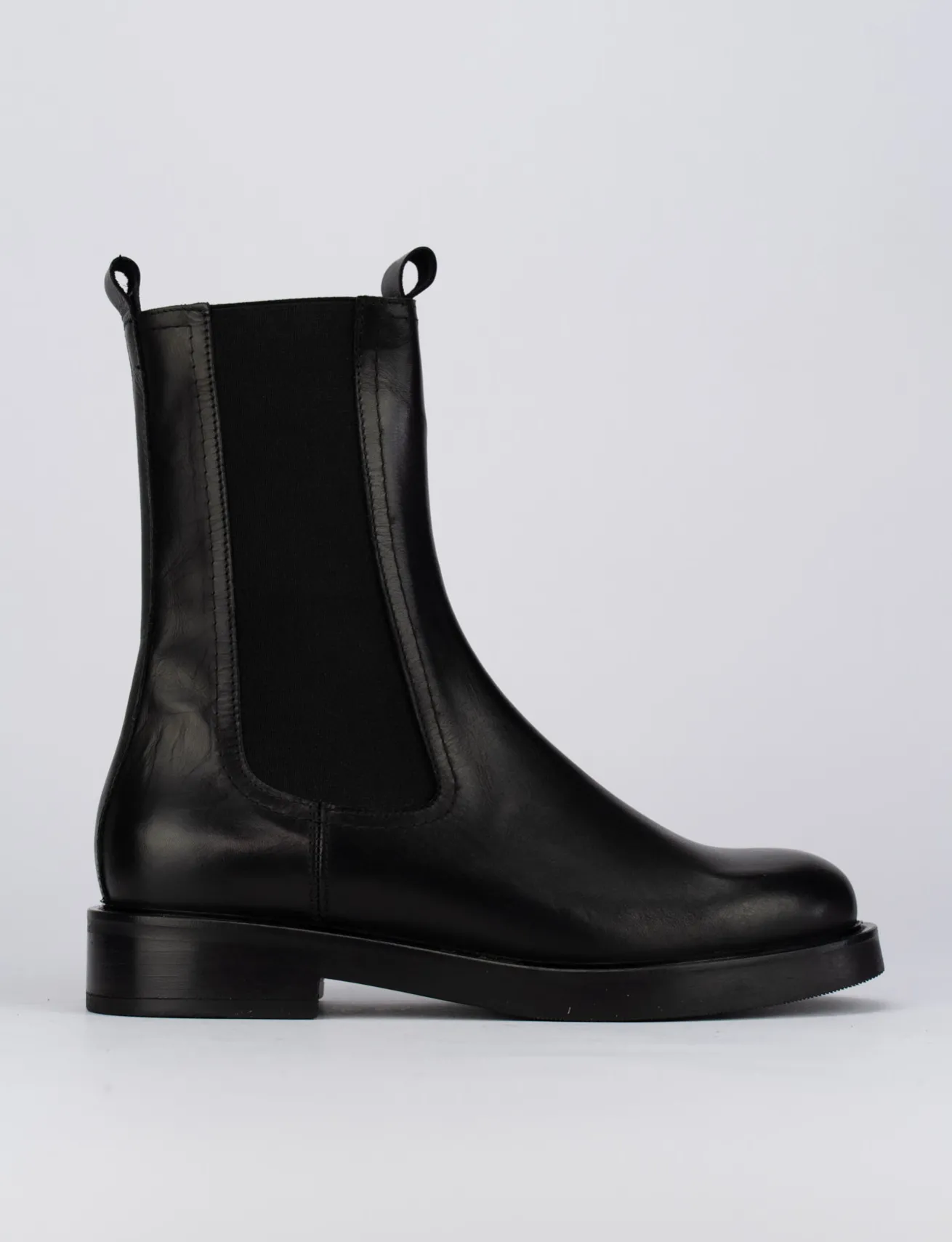 Stivale tronchetto tacco 1 cm nero pelle