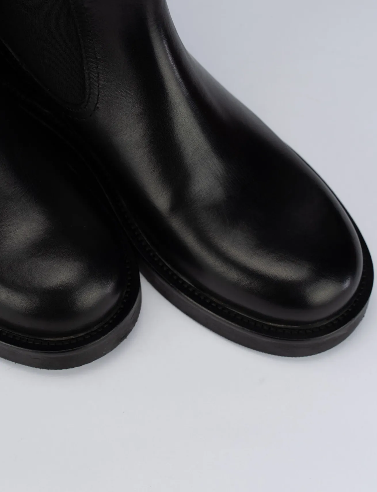 Stivale tronchetto tacco 1 cm nero pelle