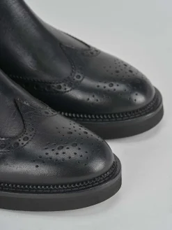 Stivale tronchetto tacco 2 cm nero pelle