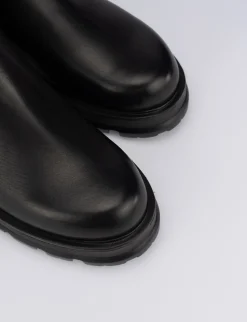 Stivale tronchetto tacco 2 cm nero pelle