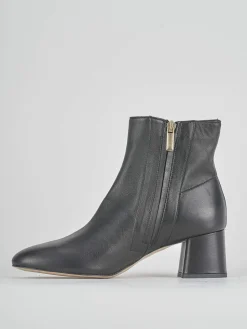 Stivale tronchetto tacco 5 cm nero pelle
