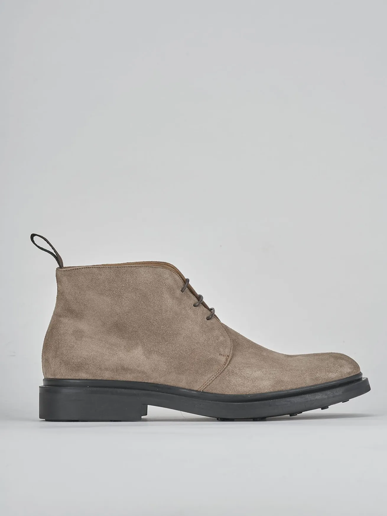 Stivaletti camoscio beige