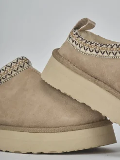 Stivaletti camoscio beige