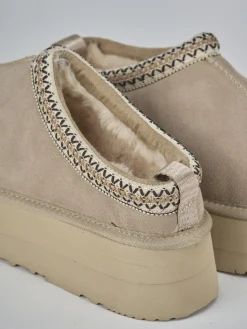 Stivaletti camoscio beige