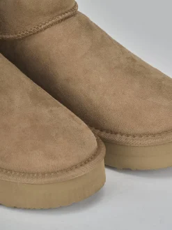 Stivaletti camoscio marrone