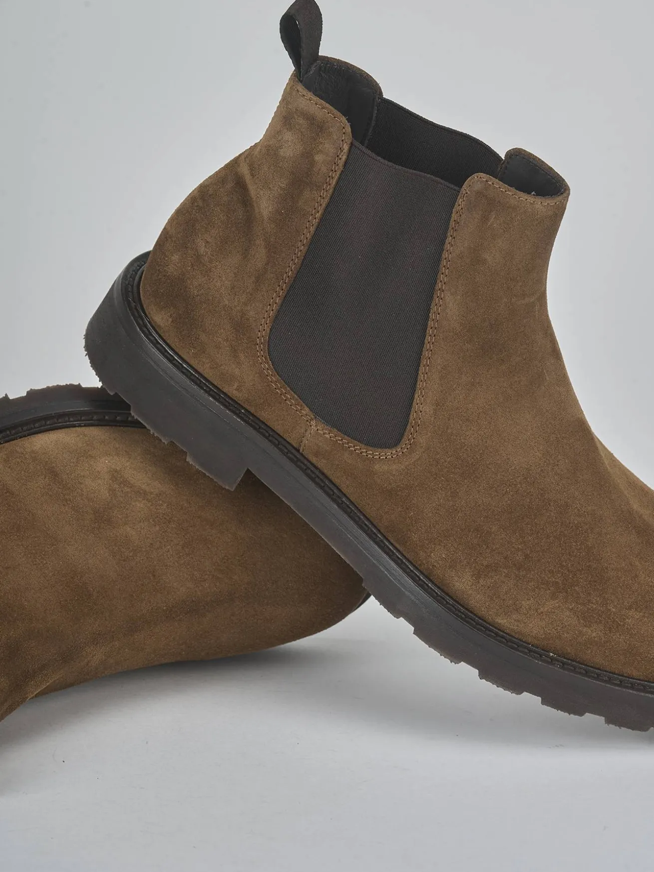 Stivaletti camoscio marrone