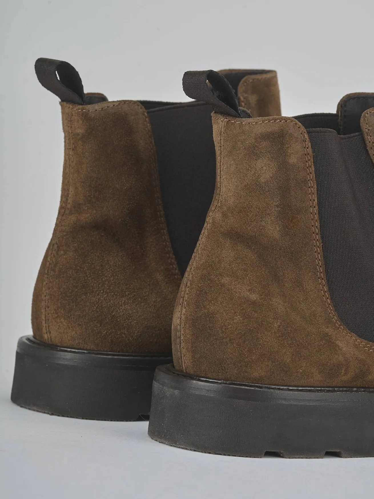 Stivaletti camoscio marrone