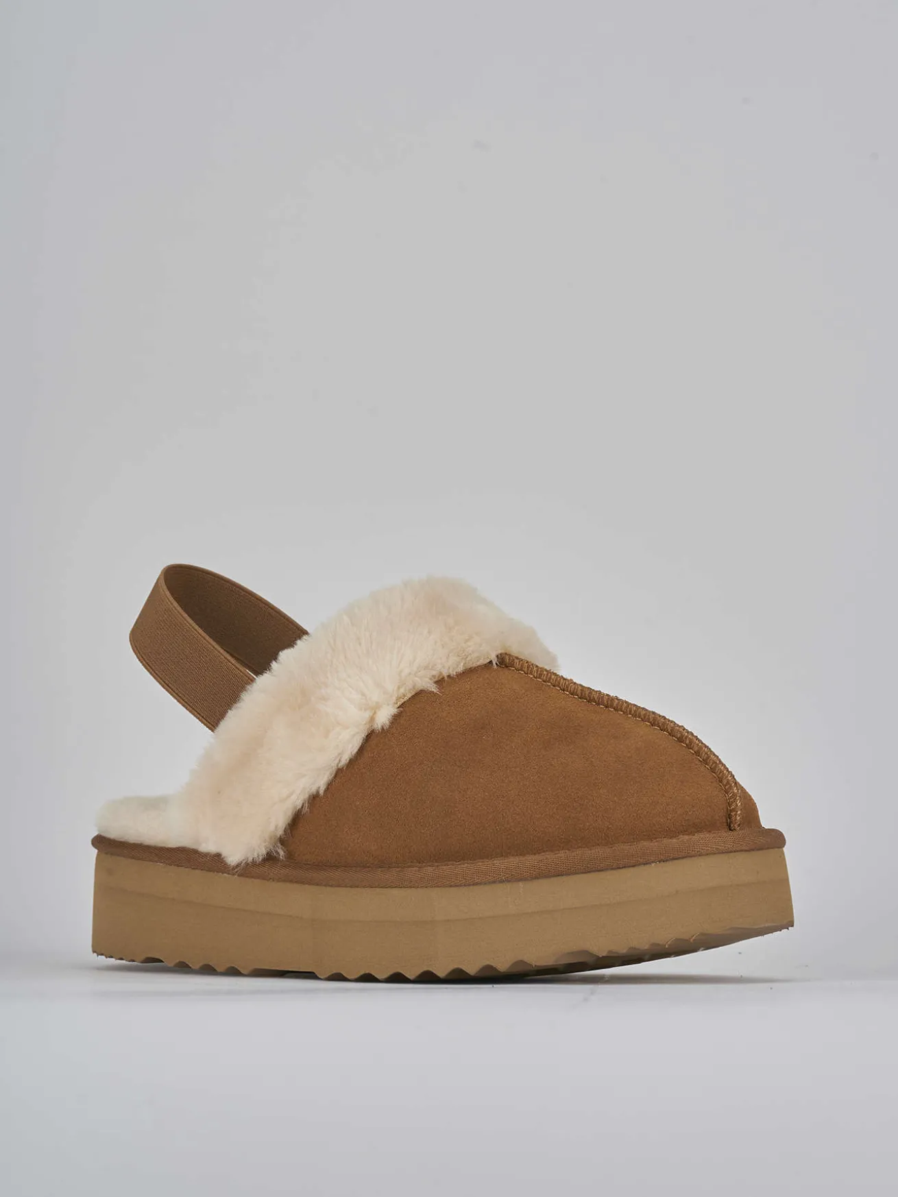 Stivaletti camoscio marrone