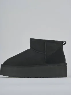 Stivaletti camoscio nero